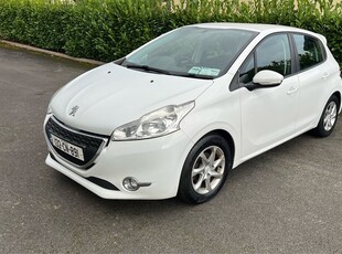 2013 - Peugeot 208 Manual