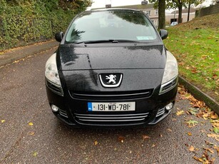 2013 - Peugeot 5008 Manual