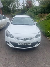 2013 - Vauxhall Astra Manual