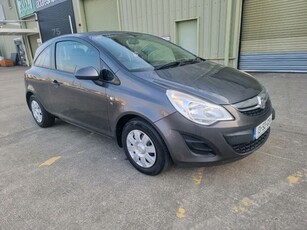 2013 - Vauxhall Corsa ---