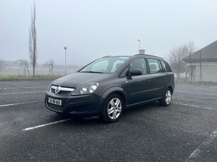 2013 - Vauxhall Zafira ---