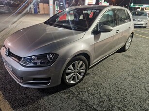 2013 - Volkswagen Golf Manual