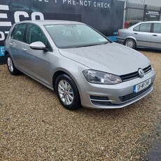 2013 - Volkswagen Golf Manual