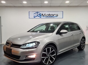 2013 - Volkswagen Golf Manual