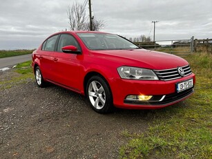 2013 - Volkswagen Passat Manual