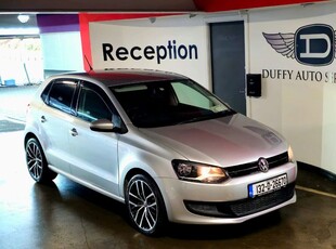 2013 - Volkswagen Polo Automatic