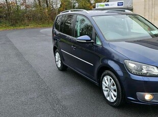 2013 - Volkswagen Touran Automatic