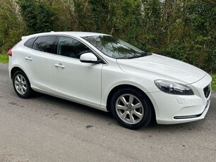 2013 - Volvo V40 Automatic