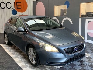 2013 - Volvo V40 Automatic