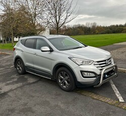 2014 - Hyundai Santa Fe Manual