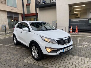 2014 - Kia Sportage Manual