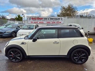 2014 - Mini Cooper Manual