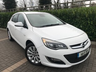 2014 - Opel Astra Manual