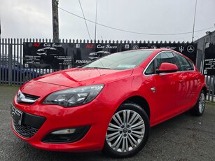 2014 - Opel Astra Manual