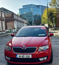 2014 - Skoda Octavia Manual