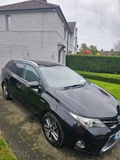 2014 - Toyota Auris Automatic