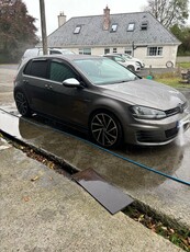 2014 - Volkswagen Golf Manual