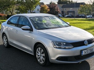 2014 - Volkswagen Jetta Manual