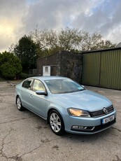 2014 - Volkswagen Passat Manual