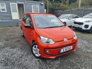 2014 - Volkswagen up! Automatic