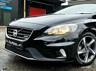 2014 - Volvo V40 Manual