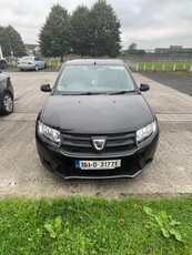 2015 - Dacia Sandero Manual