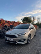 2015 - Ford Focus Manual