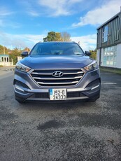 2015 - Hyundai Tucson Manual