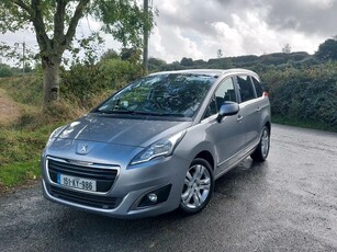 2015 - Peugeot 5008 Manual