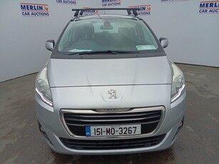 2015 - Peugeot 5008 Manual