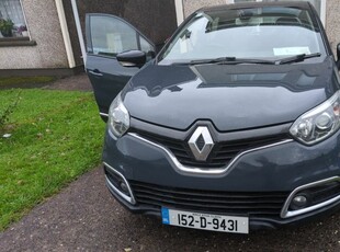 2015 - Renault Captur Manual