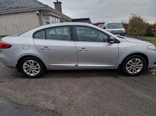 2015 - Renault Fluence Manual