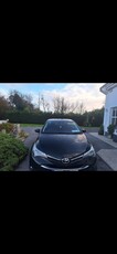 2015 - Toyota Avensis Manual