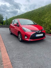 2015 - Toyota Yaris Manual