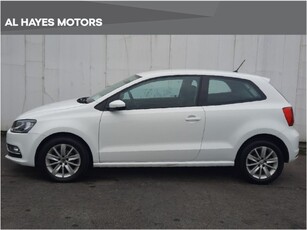 2015 - Volkswagen Polo Automatic