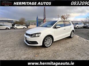 2015 - Volkswagen Polo Automatic