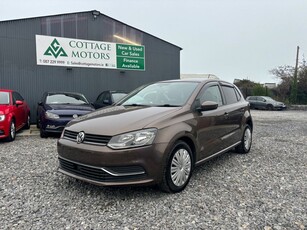 2015 - Volkswagen Polo Automatic