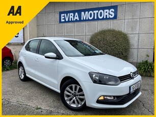 2015 - Volkswagen Polo Manual