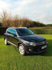 2015 - Volkswagen Tiguan Manual