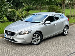 2015 - Volvo V40 Automatic