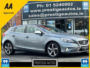 2015 - Volvo V40 Manual