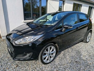 2016 - Ford Fiesta Manual