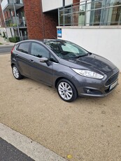 2016 - Ford Fiesta Manual