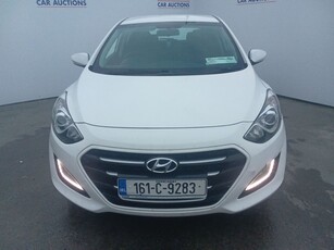 2016 - Hyundai i30 Manual