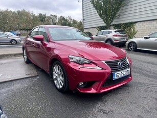 2016 - Lexus IS Automatic