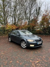 2016 - Skoda Octavia Manual