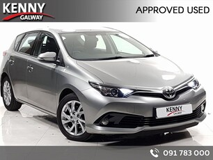 2016 - Toyota Auris Manual