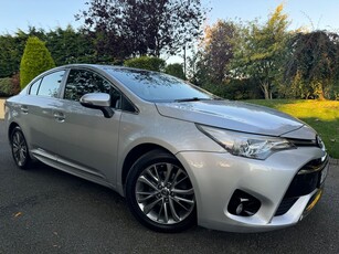 2016 - Toyota Avensis Manual