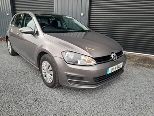 2016 - Volkswagen Golf Manual