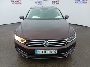 2016 - Volkswagen Passat Manual